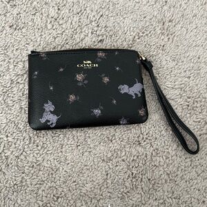 Brand New Disney x Coach 101 Dalmatians Wristlet